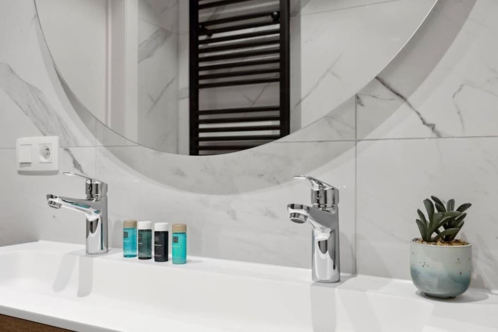 Michelle - Recent Gerenoveerd Stijlvol Appartement Oostende Ngoại thất bức ảnh